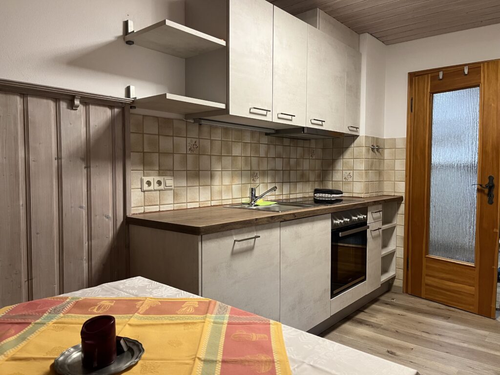 Küche Ferienwohnung Haus Stiafei